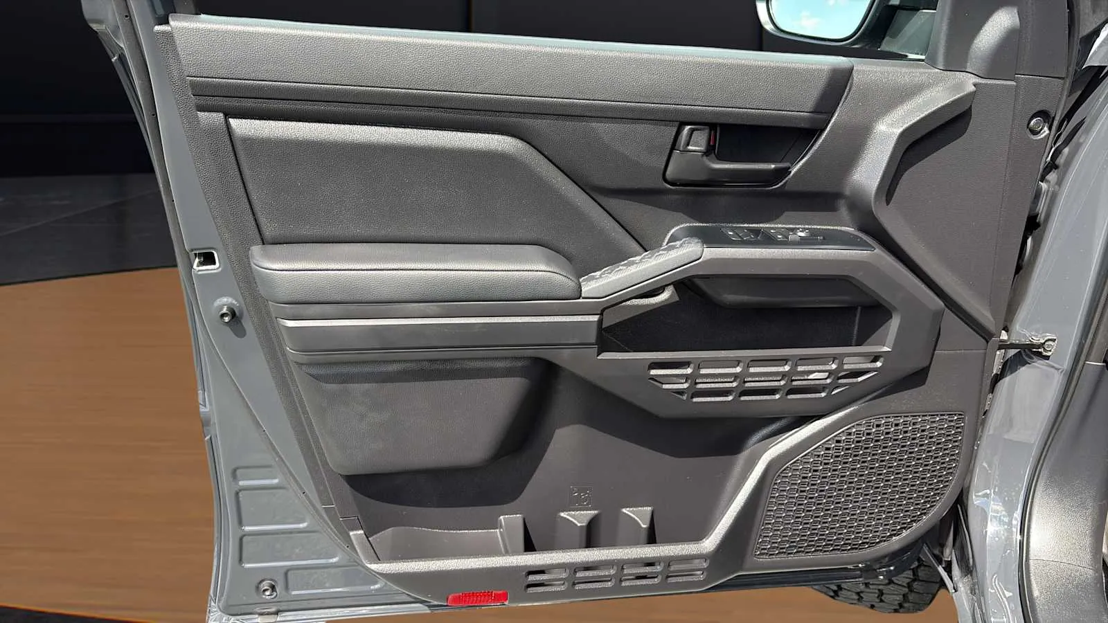 Toyota Tacoma photo 21