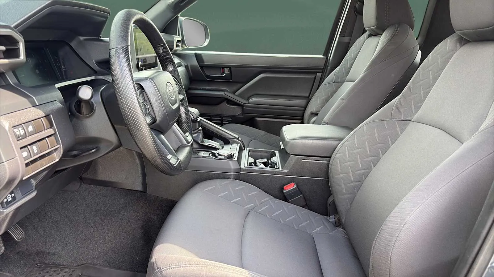 Toyota Tacoma photo 22