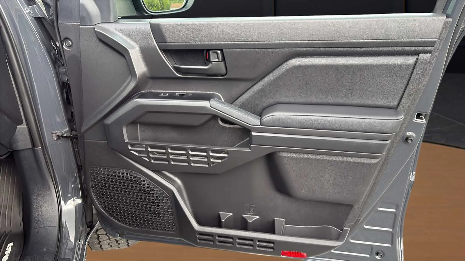 Toyota Tacoma photo 27