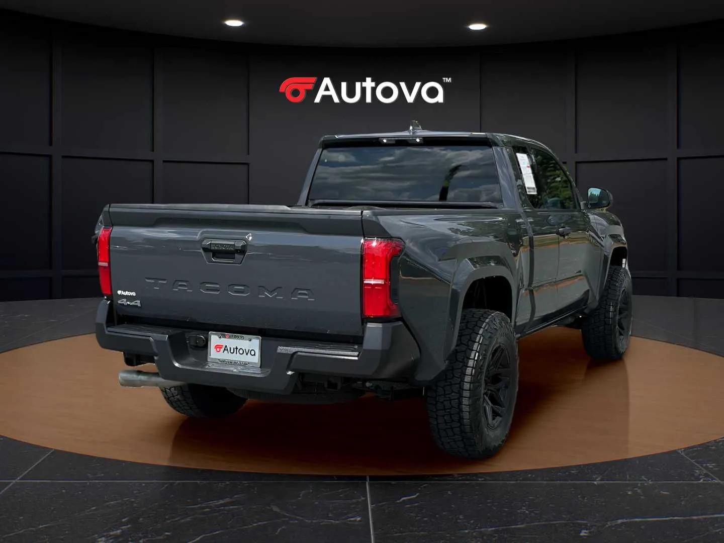 Toyota Tacoma photo 5