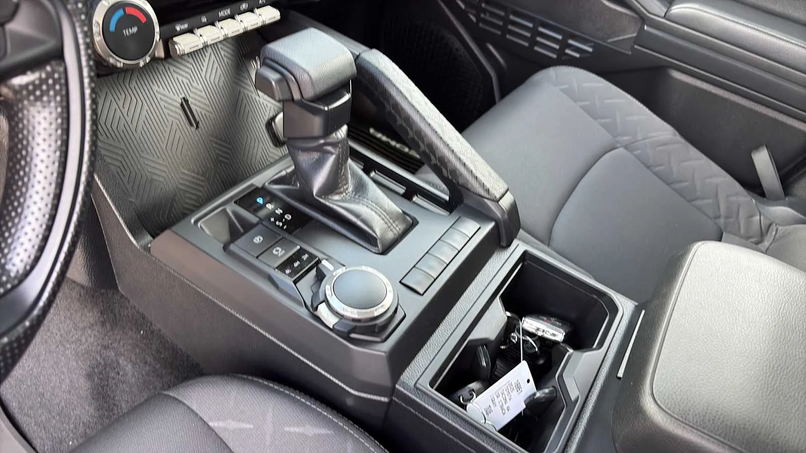 Toyota Tacoma photo 19