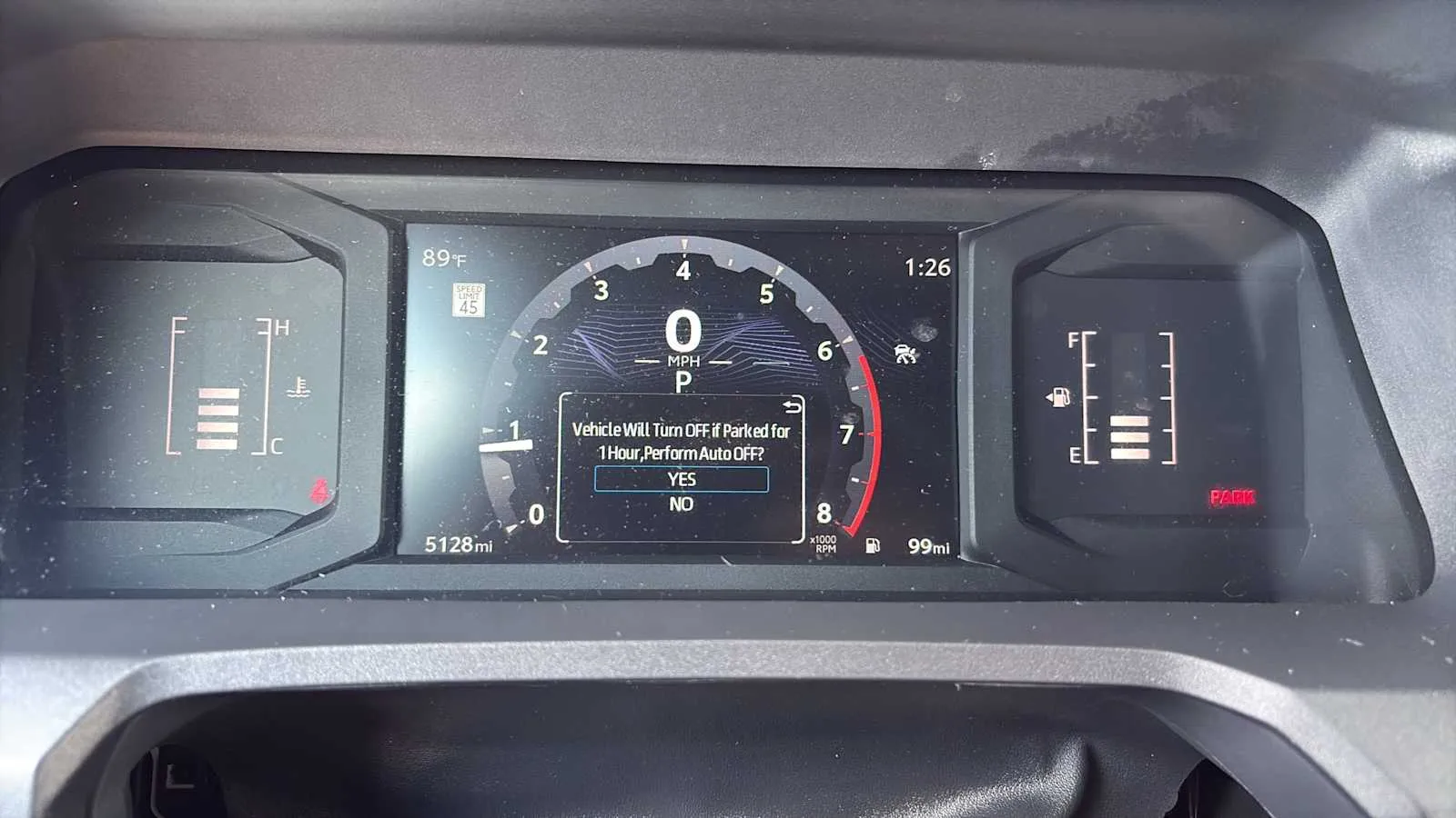 Toyota Tacoma photo 16