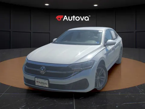 White 2023 Volkswagen Jetta SE for sale in Madison Heights, VA
