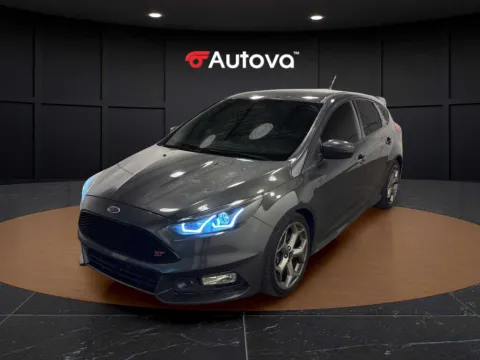 Gray 2017 Ford Focus ST for sale in Madison Heights, VA