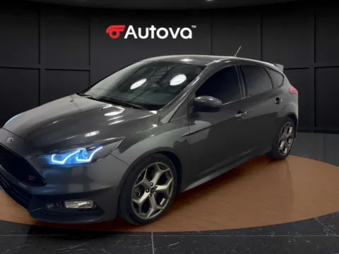 Gray 2017 Ford Focus ST for sale in Madison Heights, VA