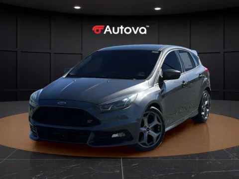 Gray 2017 Ford Focus ST for sale in Madison Heights, VA