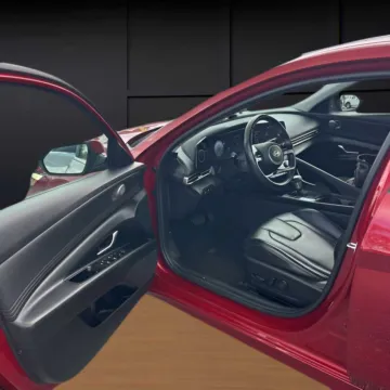 More photos of 2024 Hyundai Elantra Limited at Autova - Madison Heights, VA