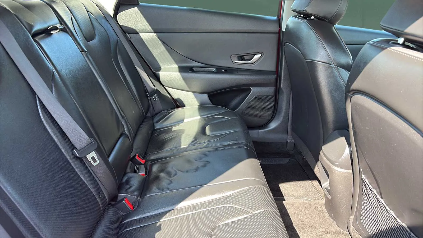 Hyundai Elantra photo 22