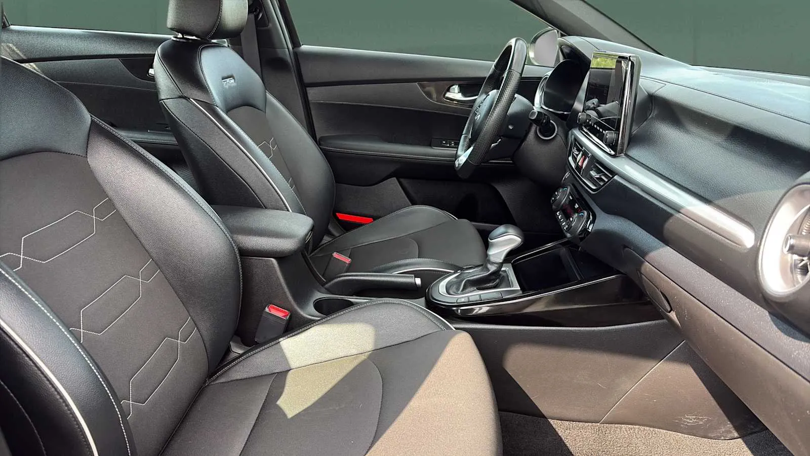Kia Forte photo 24