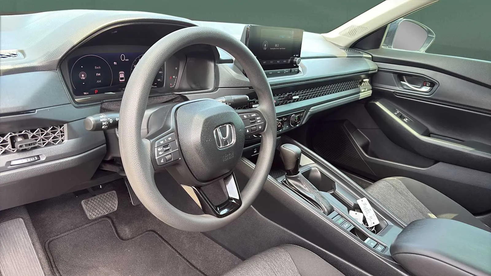 Honda Accord photo 18