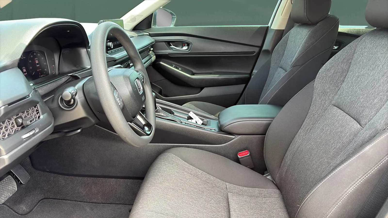 Honda Accord photo 22