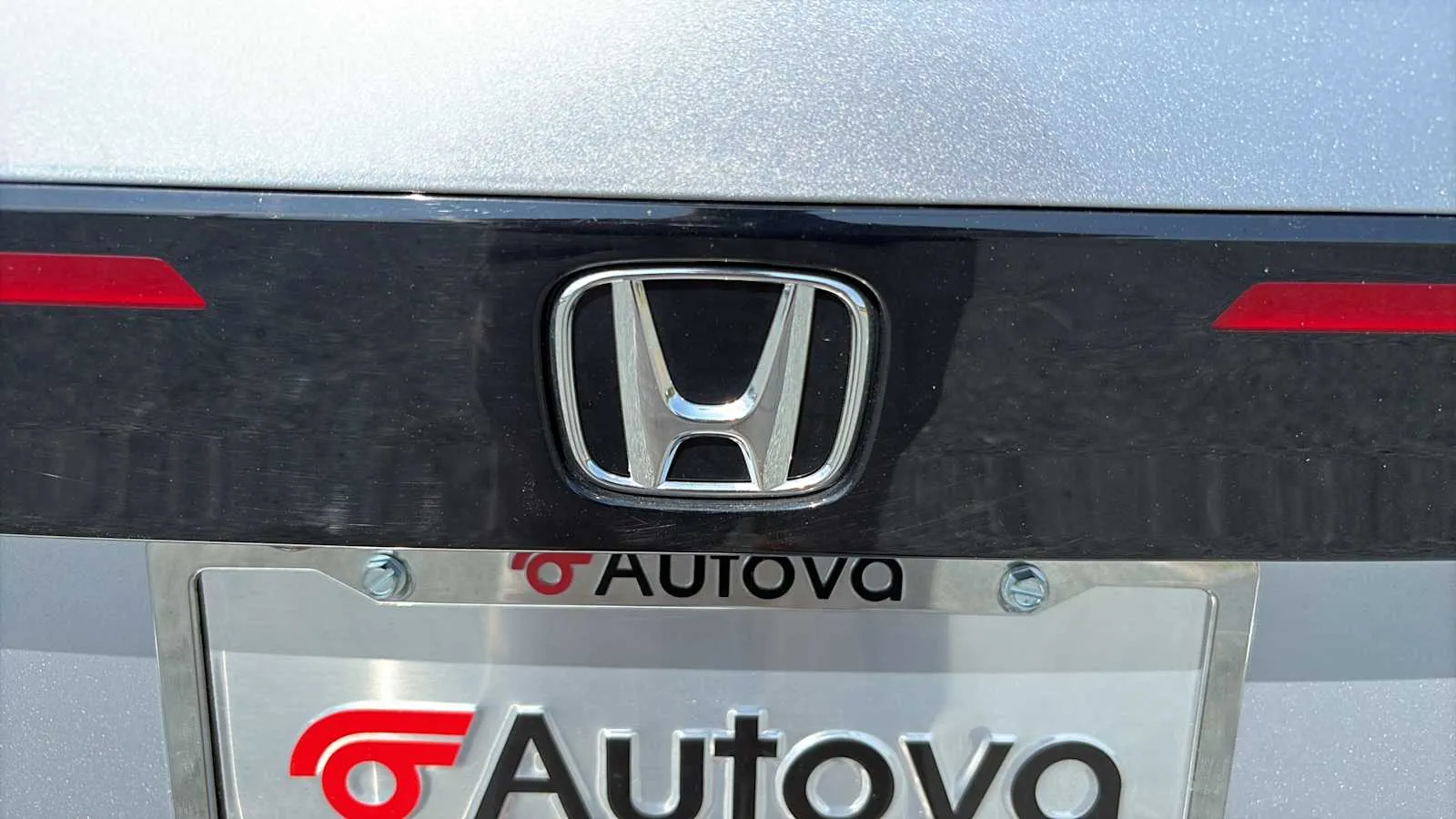 Honda Accord photo 12
