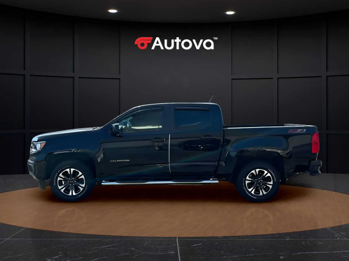 Chevrolet Colorado photo 2