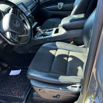 More photos of 2020 Jeep Grand Cherokee Altitude at Autova - Madison Heights, VA