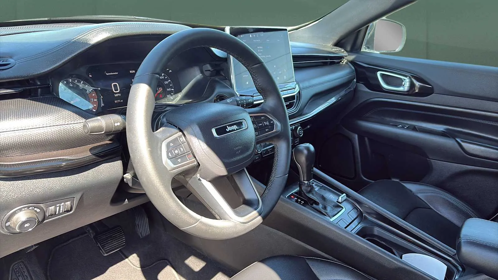 Jeep Compass photo 13