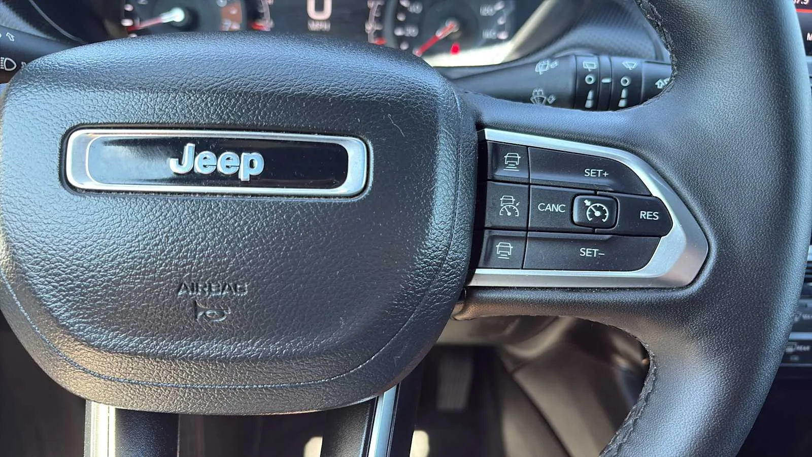 Jeep Compass photo 10