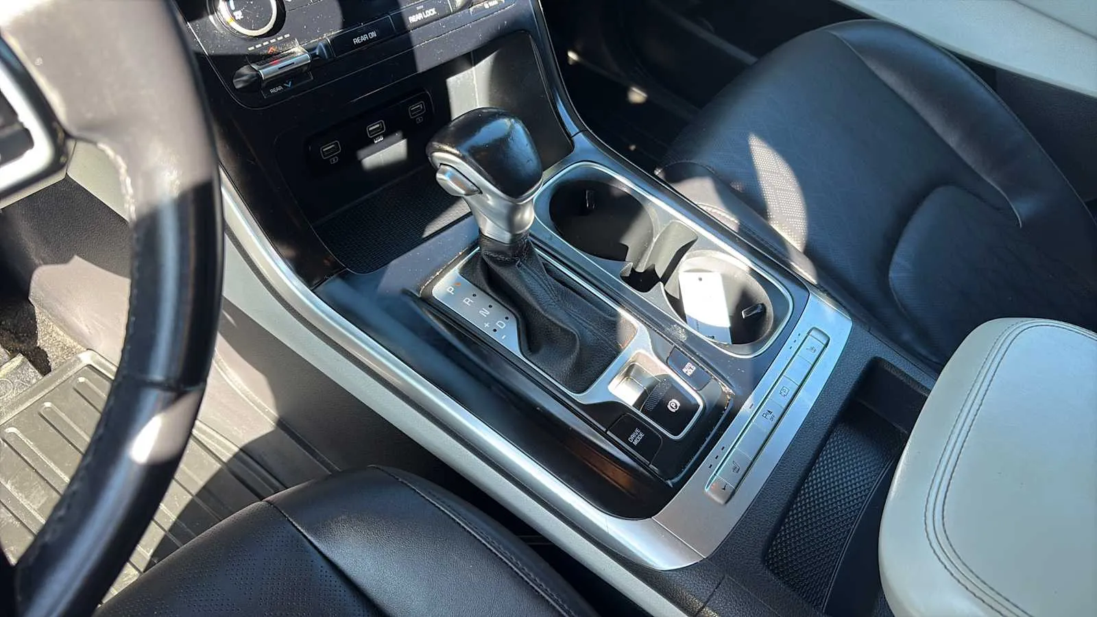 Kia Carnival photo 14