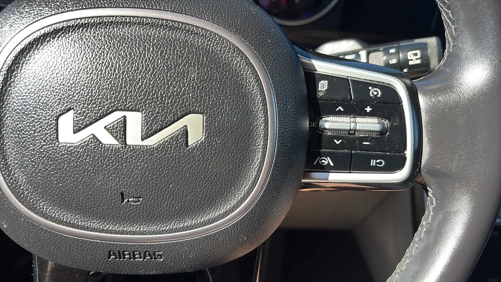 Kia Carnival photo 10