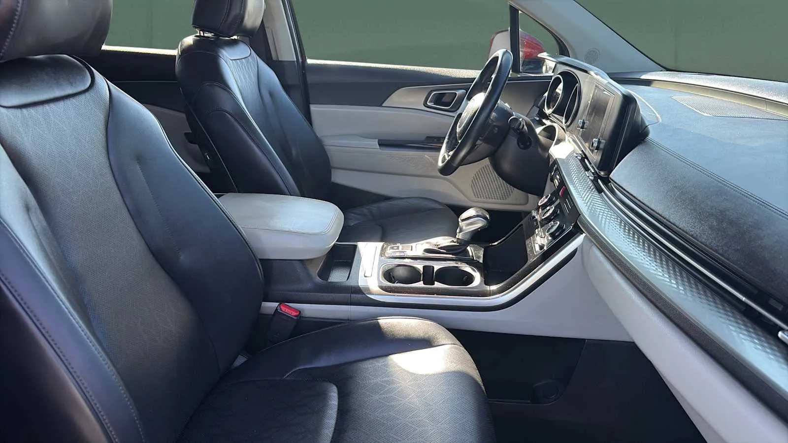 Kia Carnival photo 25