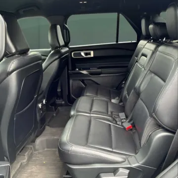 More photos of 2020 Ford Explorer XLT at Autova - Madison Heights, VA
