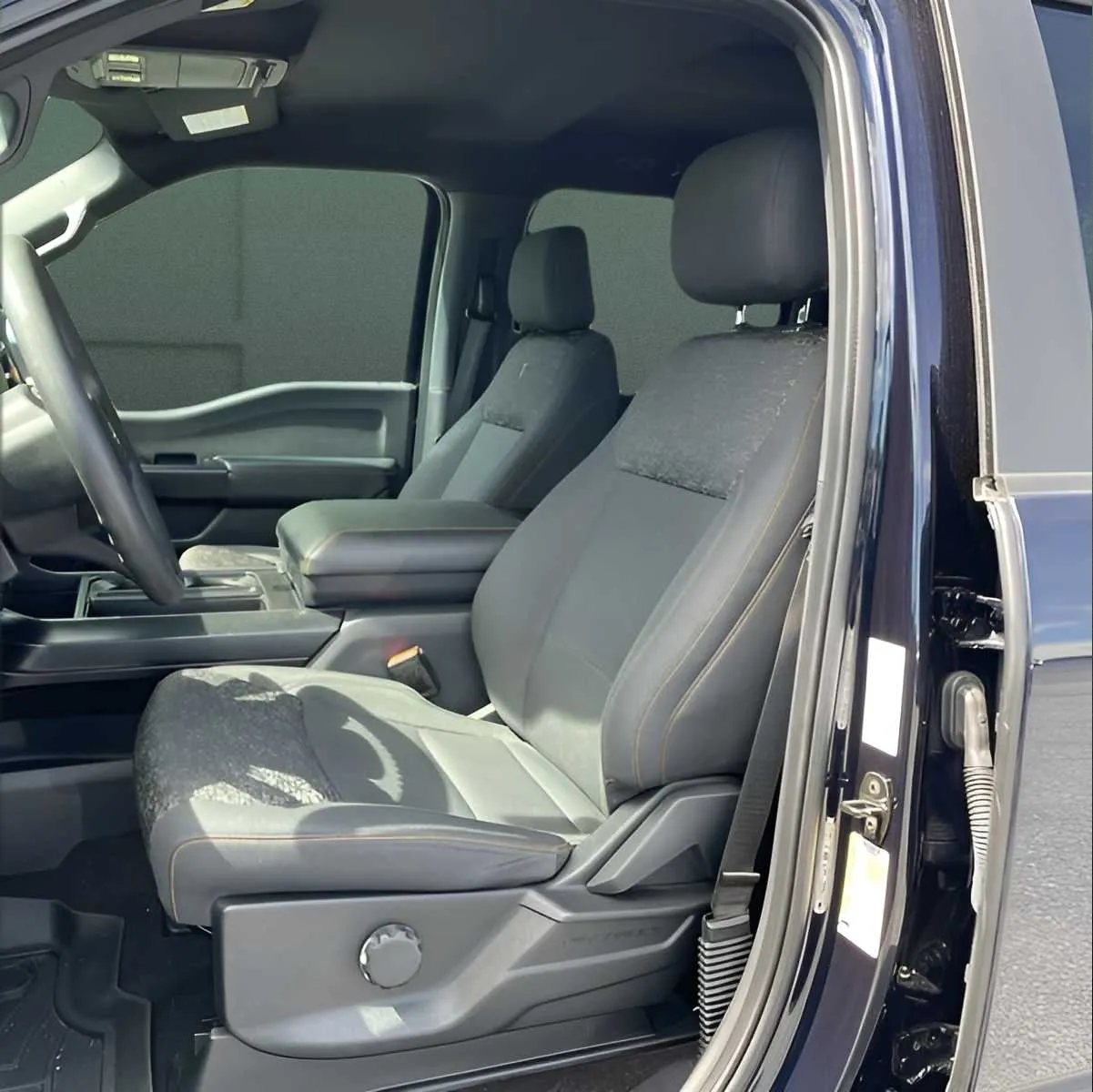 Ford F-150 photo 5