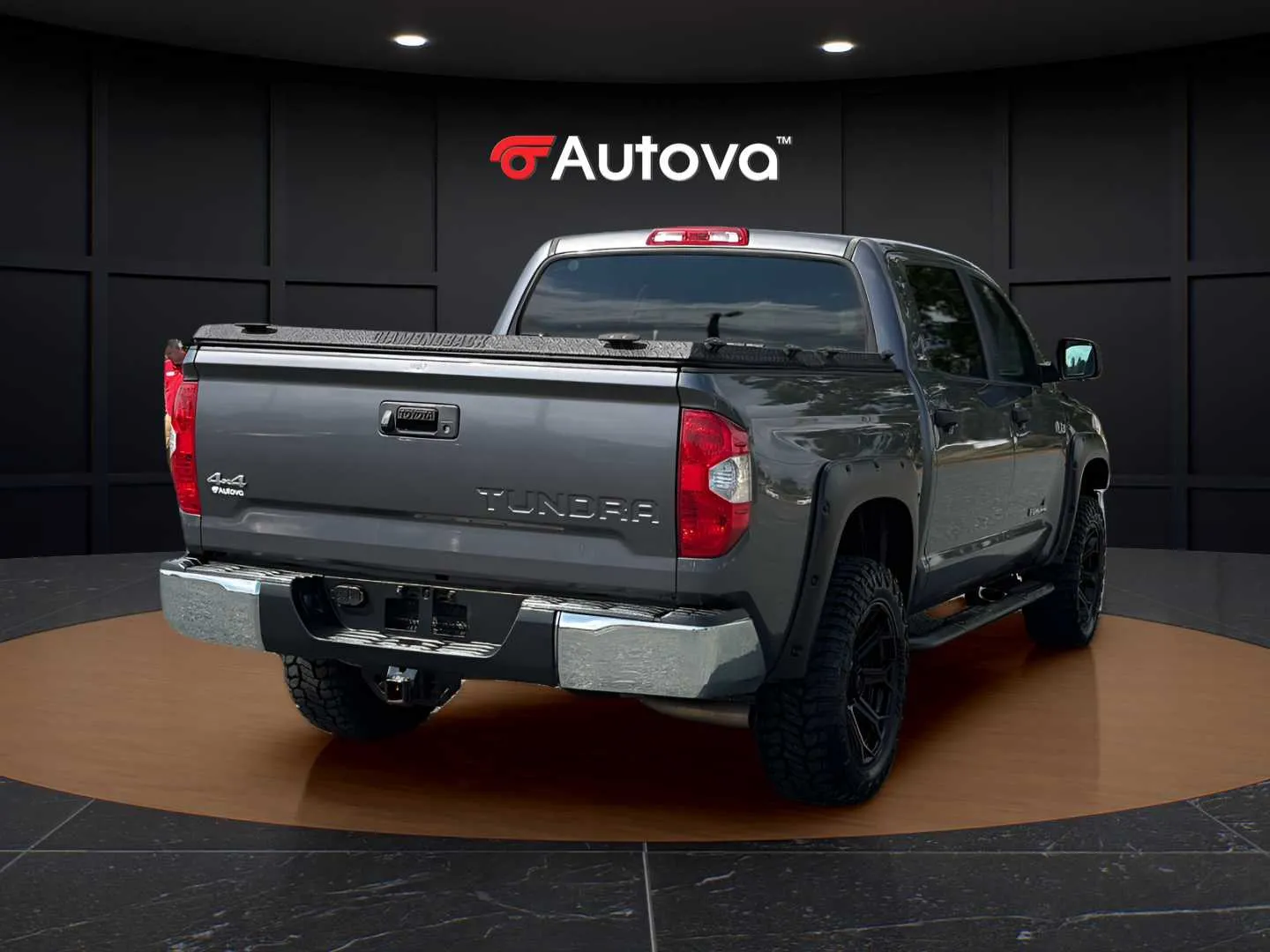 Toyota Tundra photo 5