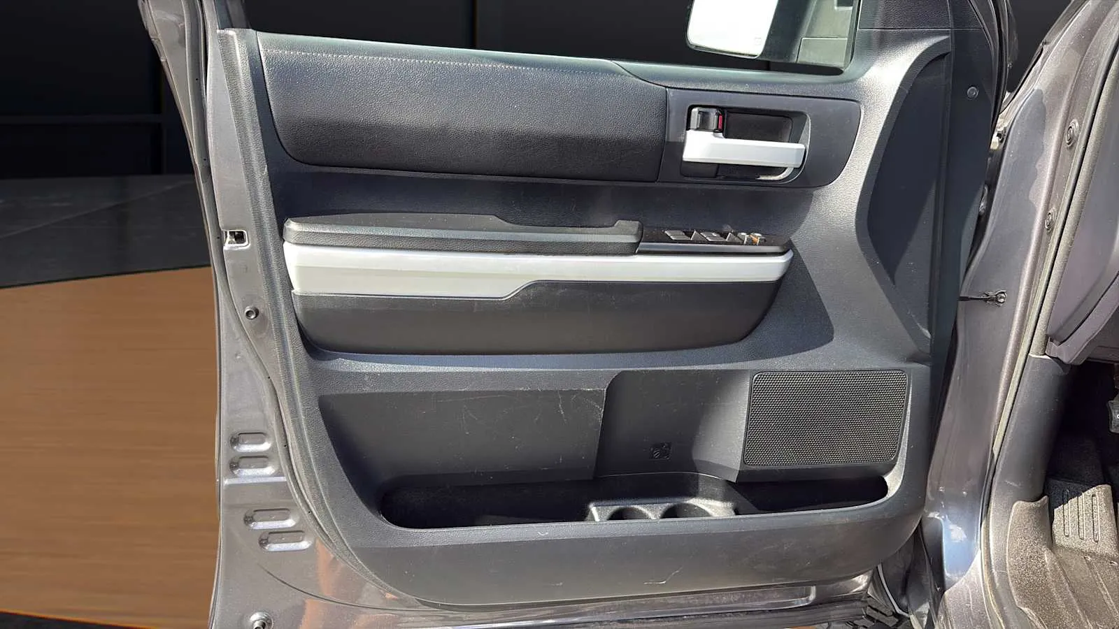 Toyota Tundra photo 16