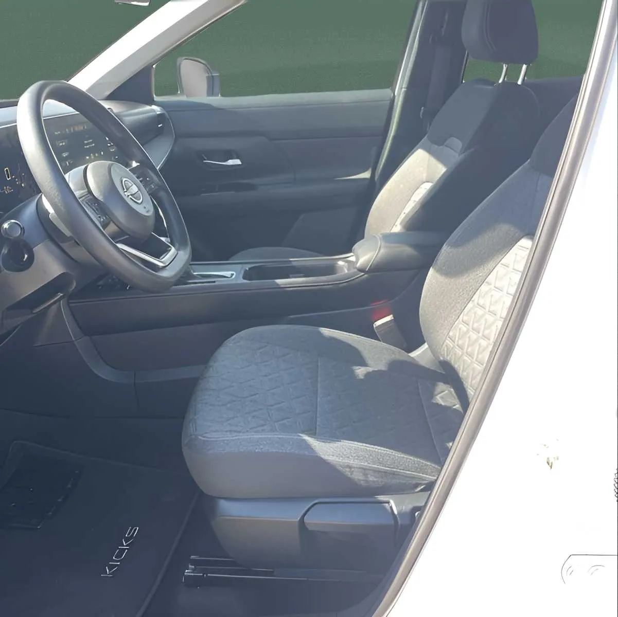 Nissan Kicks photo 5