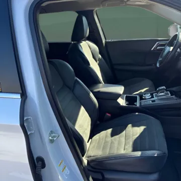 More photos of 2024 Mitsubishi Outlander SE at Autova - Madison Heights, VA