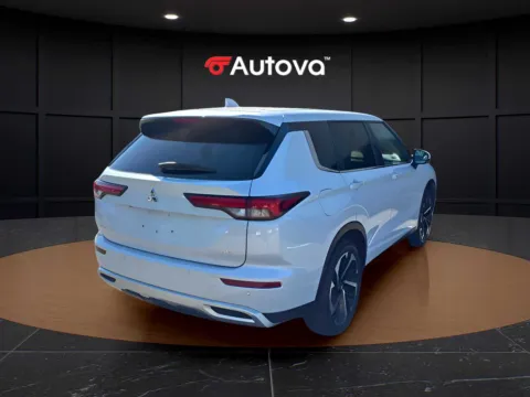 Photos of 2024 Mitsubishi Outlander SE for sale in Madison Heights, VA at Autova - Madison Heights