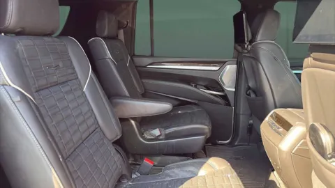 More photos of 2025 Cadillac Escalade ESV 4WD Sport Platinum at Autova - Madison Heights, VA