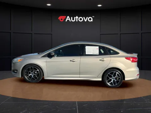 Photos of 2015 Ford Focus SE for sale in Madison Heights, VA at Autova - Madison Heights