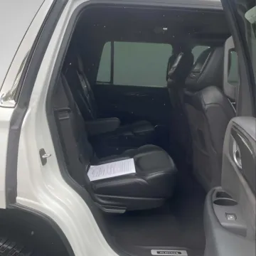 More photos of 2018 Cadillac Escalade Platinum at Autova - Madison Heights, VA