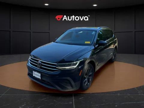 Black 2023 Volkswagen Tiguan SE for sale in Madison Heights, VA
