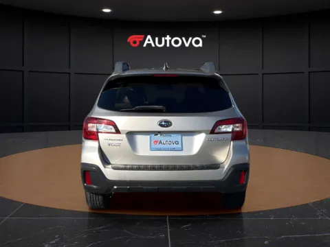 More photos of 2018 Subaru Outback Limited at Autova - Madison Heights, VA
