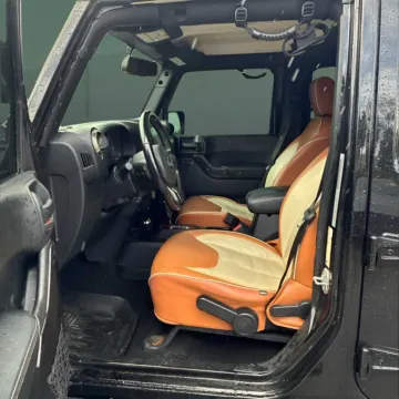 More photos of 2018 Jeep Wrangler JK Unlimited Golden Eagle at Autova - Madison Heights, VA