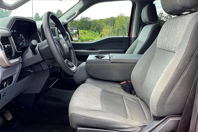 2021 Ford F-150 XLT photo 4