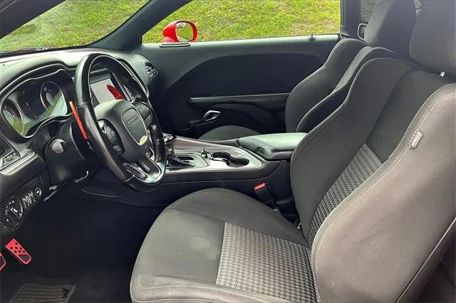 2020 Dodge Challenger R/T photo 4