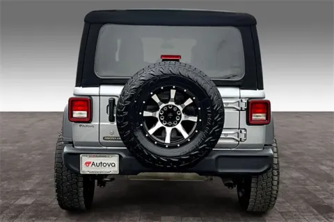 More photos of 2020 Jeep Wrangler Unlimited Freedom Edition at Autova, VA