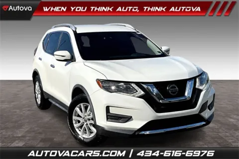 White 2019 Nissan Rogue SV for sale in Madison Heights, VA