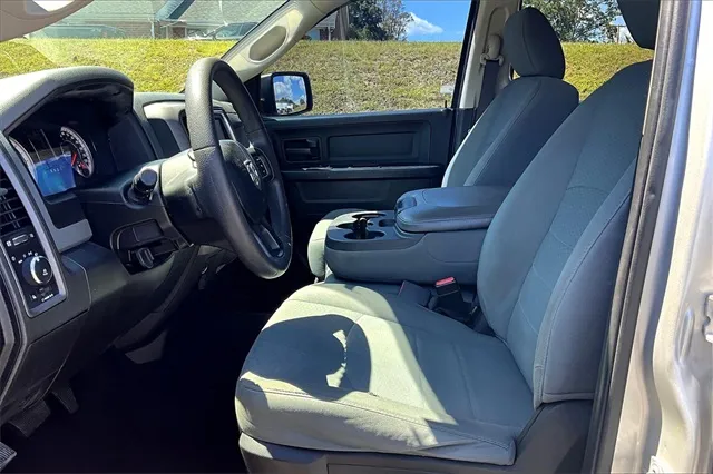 2019 Ram 1500 Classic Express photo 4
