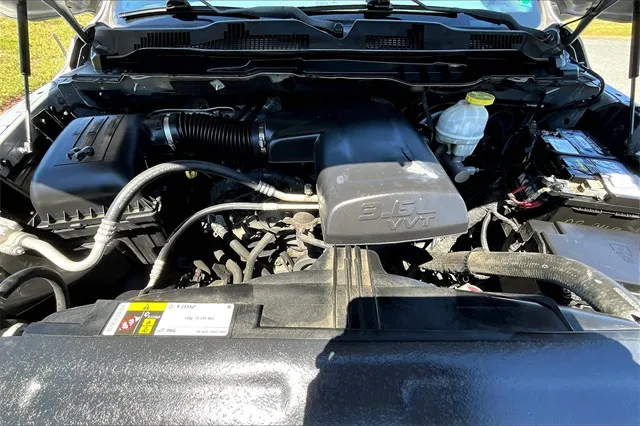 2019 Ram 1500 Classic Express photo 3