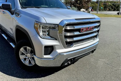 More photos of 2019 GMC Sierra 1500 SLE at Autova, VA