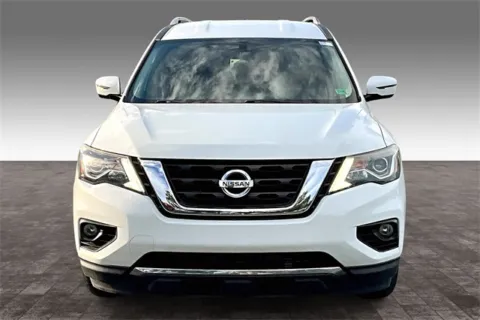 Photos of 2019 Nissan Pathfinder SL for sale in Madison Heights, VA at Autova