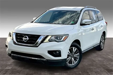 Another view of 2019 Nissan Pathfinder SL for sale in Madison Heights, VA at Autova