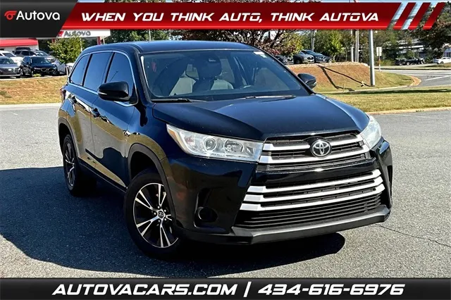 Black 2019 Toyota Highlander LE for sale in Madison Heights, VA