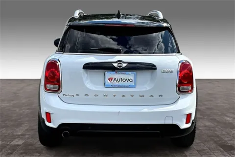 More photos of 2018 MINI Cooper Countryman at Autova, VA