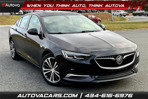 Black 2018 Buick Regal Essence for sale in Madison Heights, VA