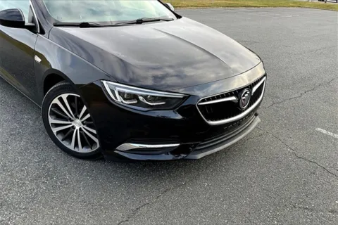More photos of 2018 Buick Regal Essence at Autova, VA