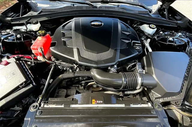 2018 Chevrolet Camaro 1LT photo 3